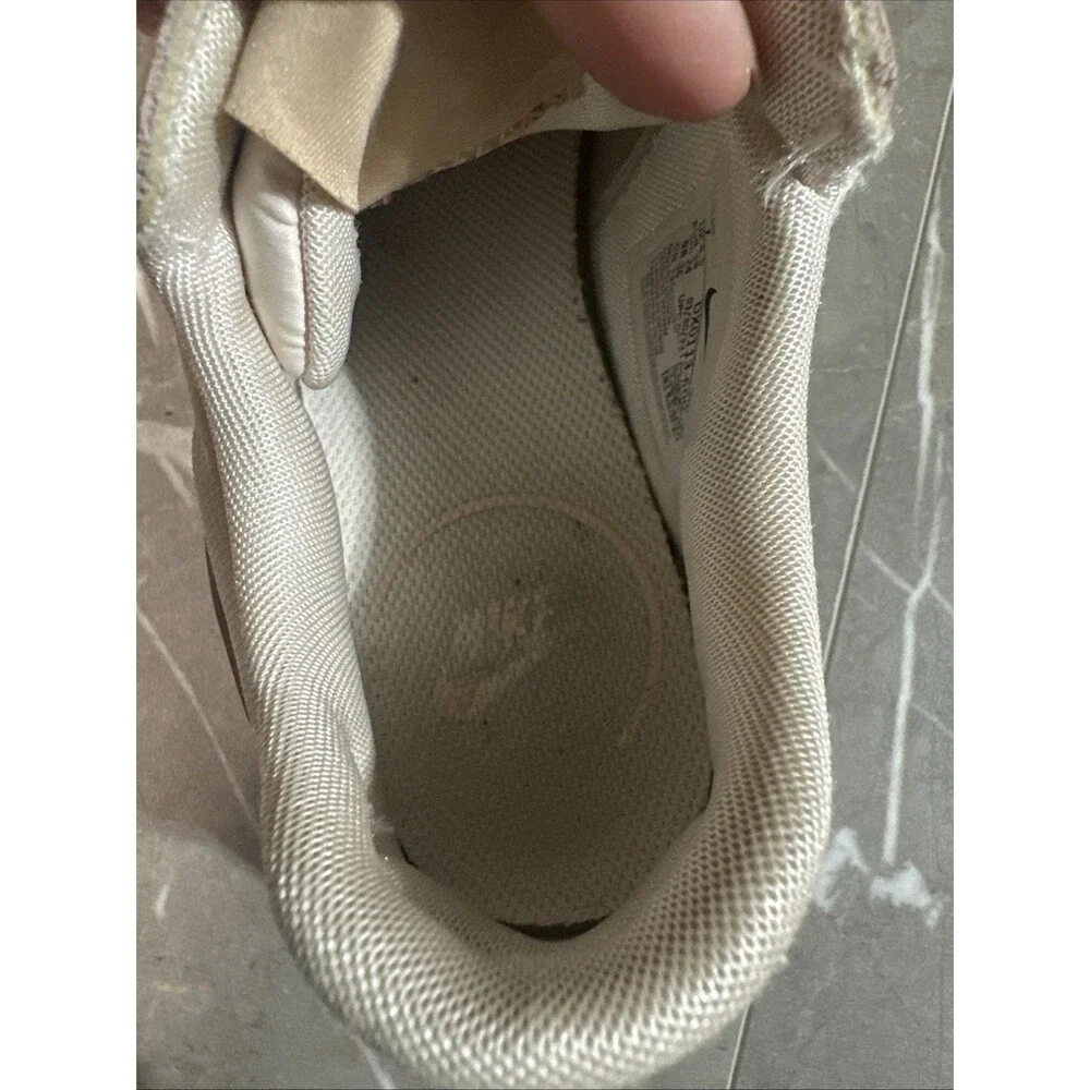 Nike these shoes